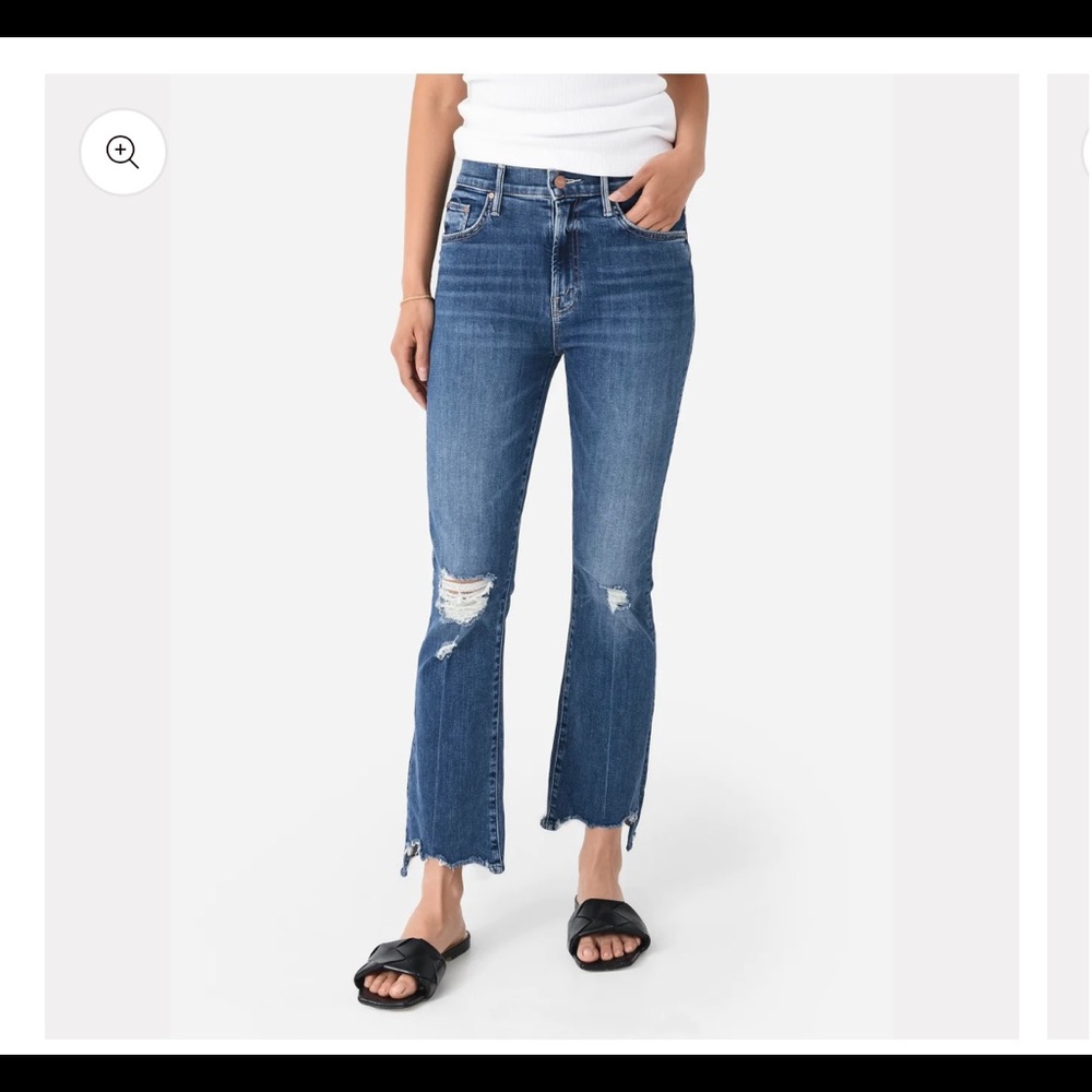 Mother denim the insider crop step chew in dancing on coals wash. Size 29